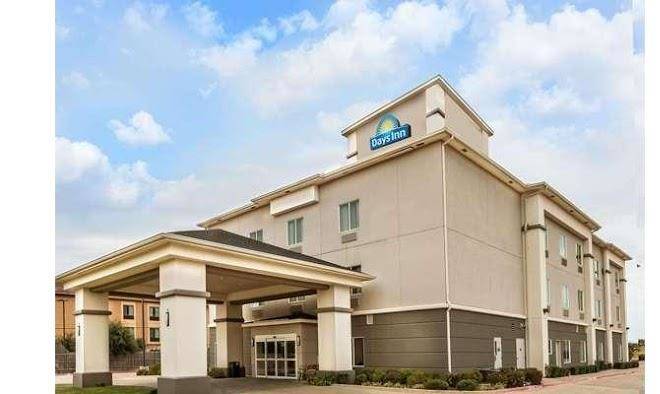 Days inn & suites by wyndham mineral wells