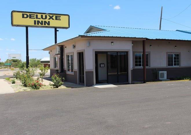 Deluxe inn