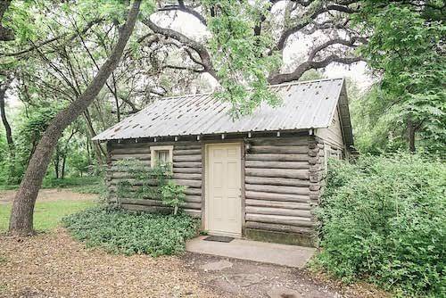 Frio river cabins