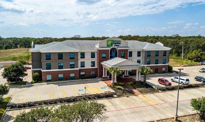 Holiday inn express & suites hearne