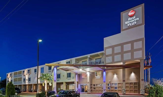Best Western Plus Rockwall Inn & Suites Image