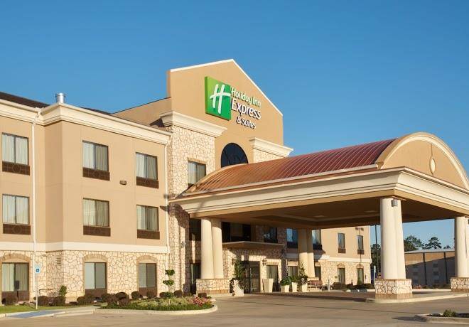 Holiday inn express & suites center
