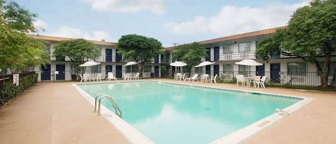 Americas Best Value Inn Ft Worth Hurst Image