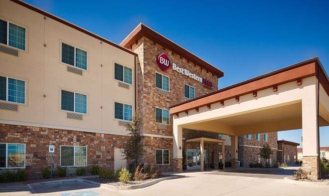 Best western plus fort worth forest hill inn & suites
