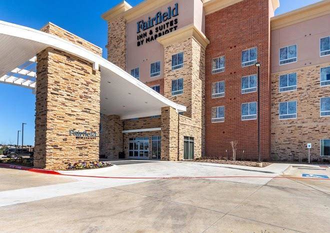 Fairfield Inn & Suites By Marriott Dallas Arlington South Image