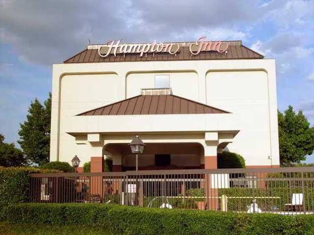 Hampton inn dallas arlington dfw six flags