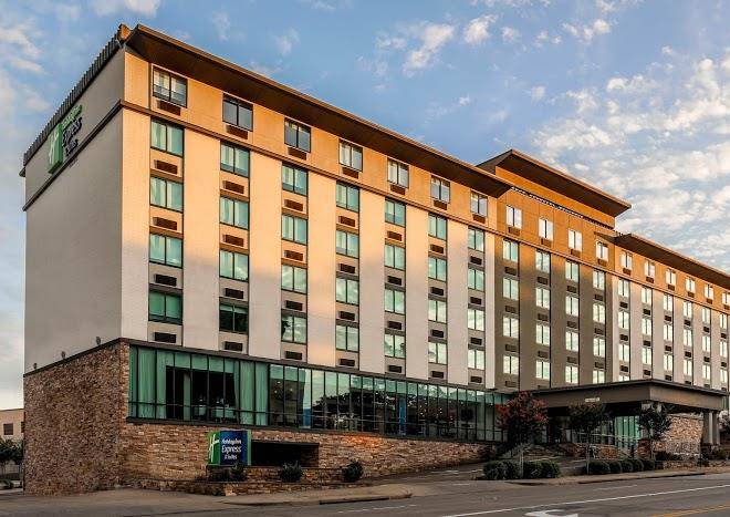 Holiday Inn Express & Suites Fort Worth Downtown Image