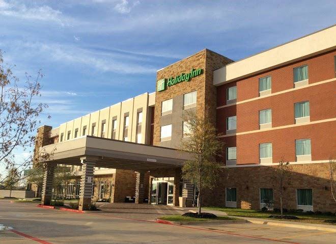 Holiday inn trophy club