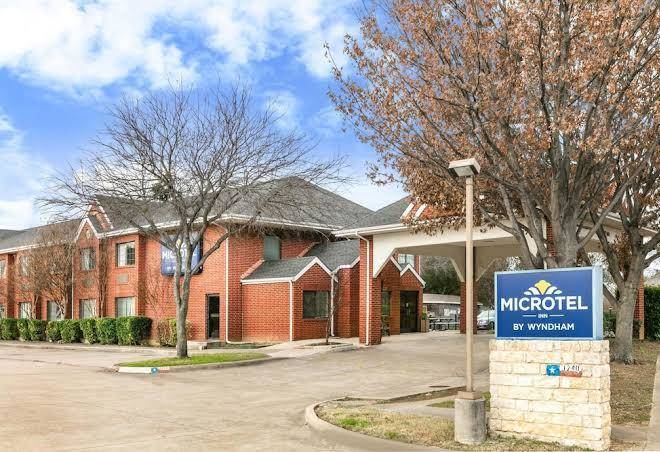 Microtel inn & suites by wyndham arlington dallas area