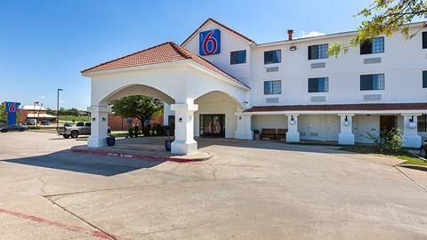 Motel 6 bedford tx fort worth