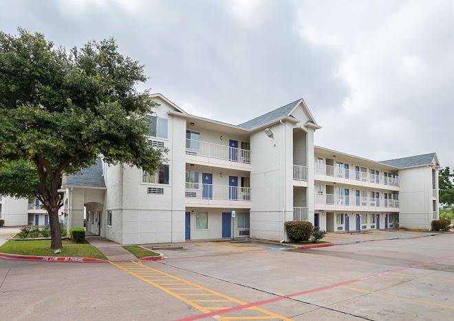 Motel 6 grand prairie tx near six flags drive