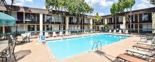 Whitten inn university
