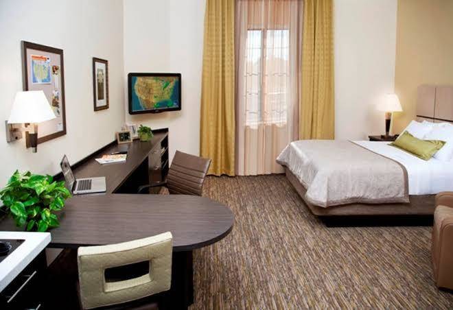 Candlewood suites austin airport