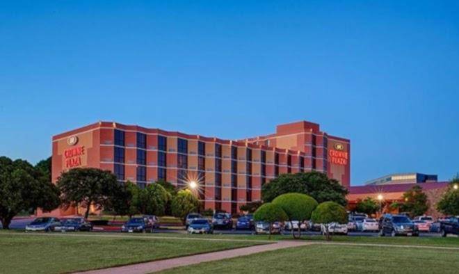 Crowne plaza austin