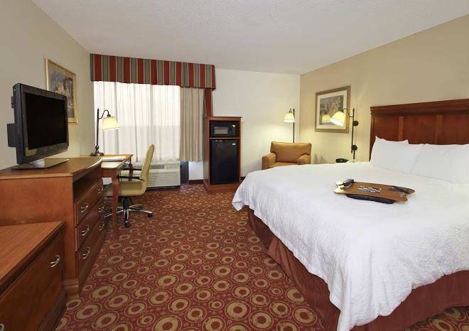 Hampton inn austin airport area south