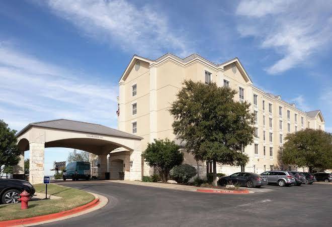 Hampton inn & suites austin airport