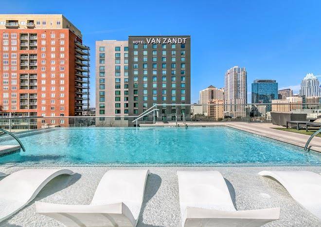 Locale austin rainey street