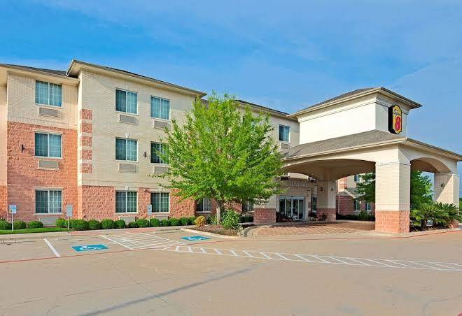 Super 8 by wyndham austin airport north