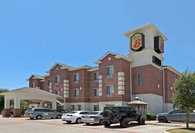 Super 8 by wyndham austin airport south