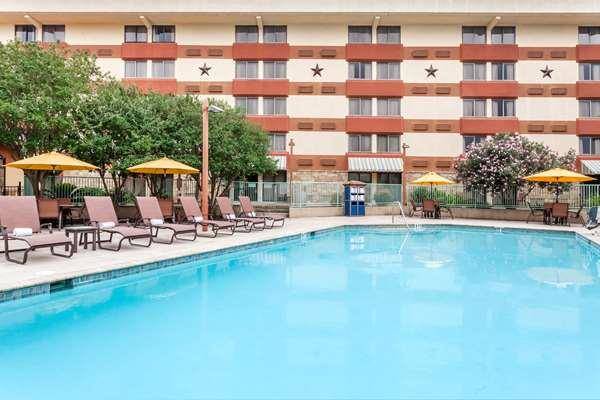 Wyndham garden austin
