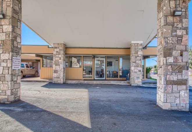 Americas best value inn uvalde