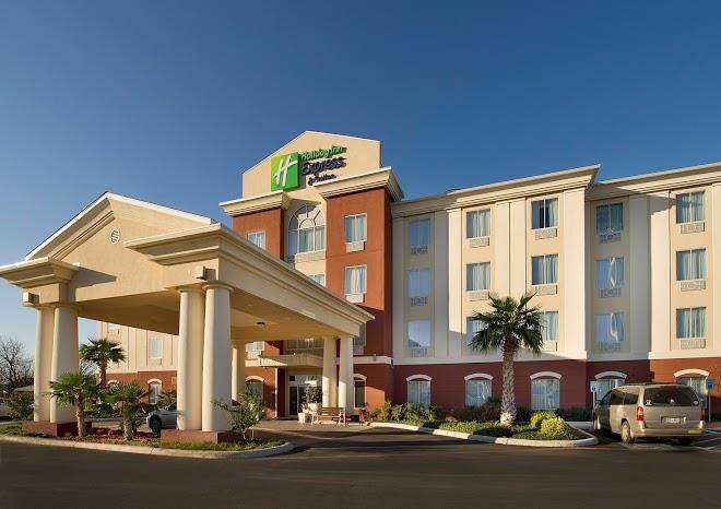 Holiday inn express & suites uvalde