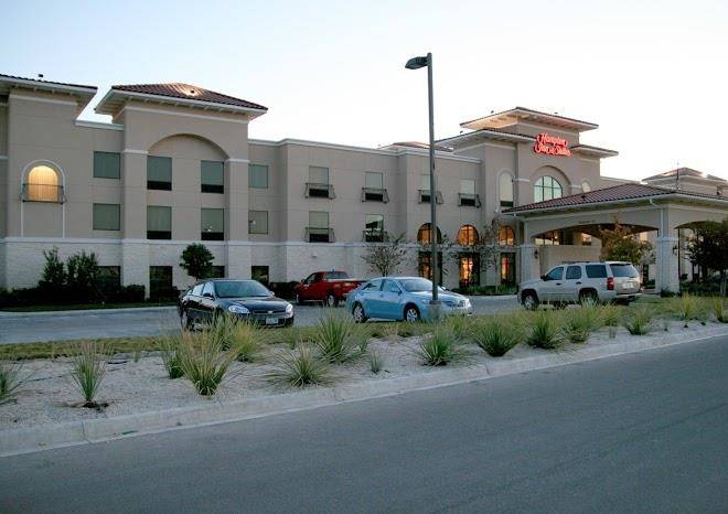 Hampton Inn & Suites Del Rio Image