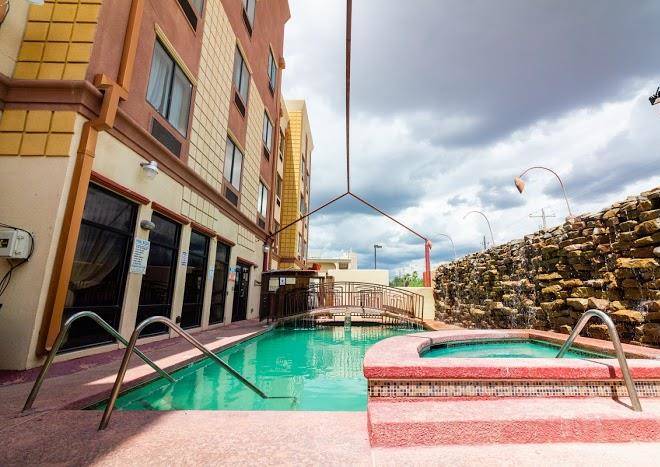 Comfort Suites laredo