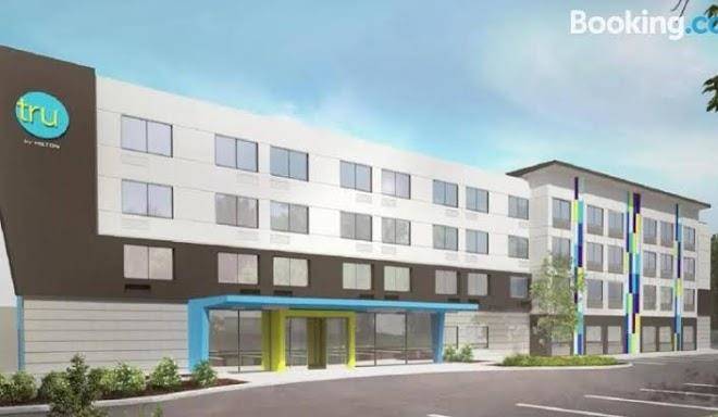 Tru by hilton laredo airport