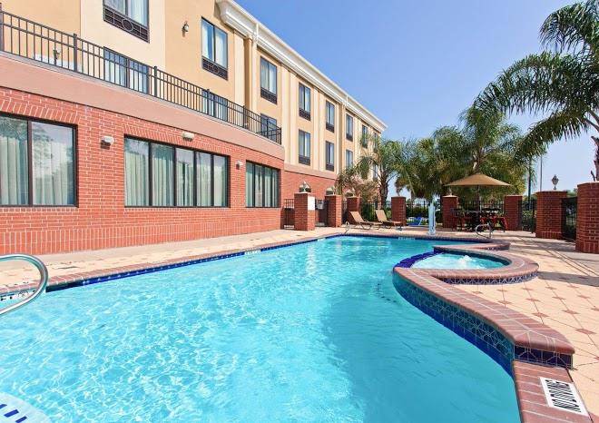 Holiday inn express & suites wharton