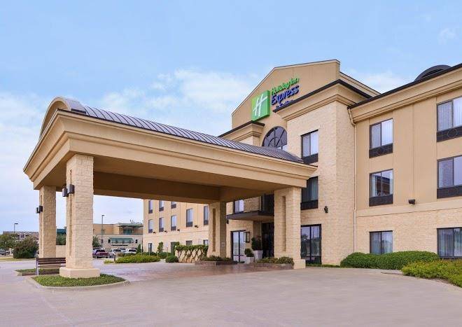 Holiday inn express & suites wichita falls