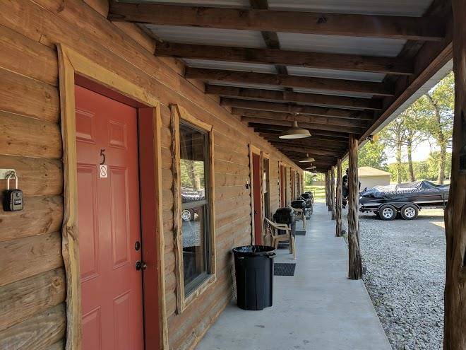 Hook line and sinker lodge