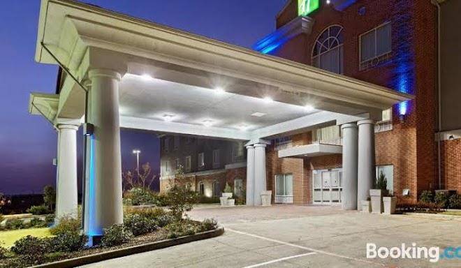 Holiday inn express & suites graham