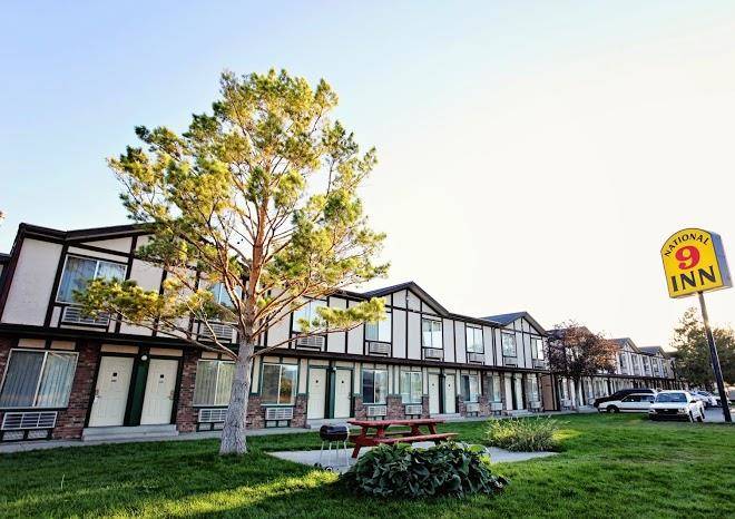 National 9 Price River Inn Image