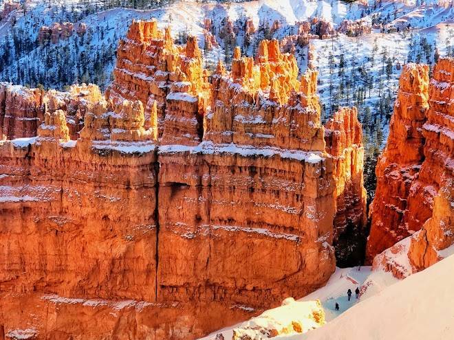 Red ledges inn