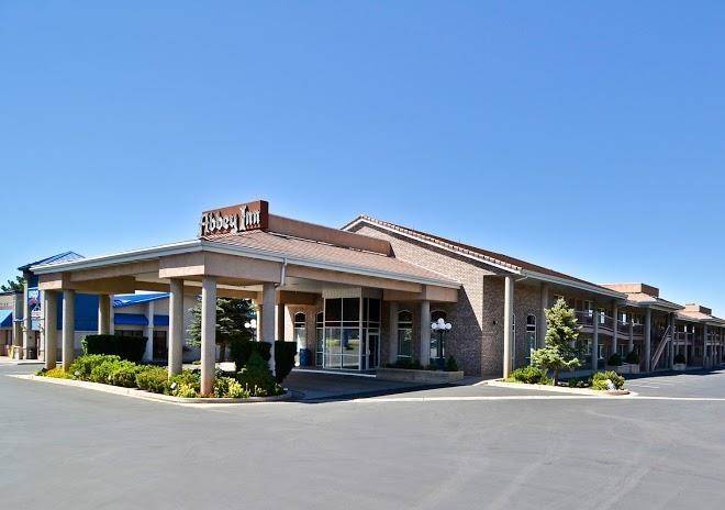 Abbey inn & suites
