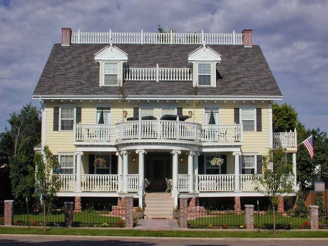 Big Yellow Inn Image