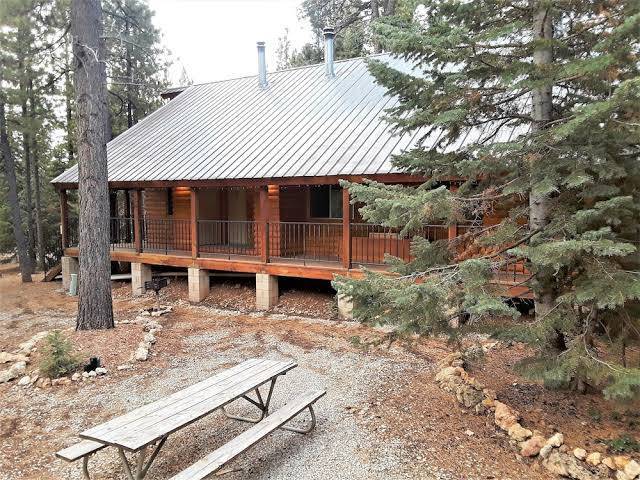 Pinewoods Resort Image