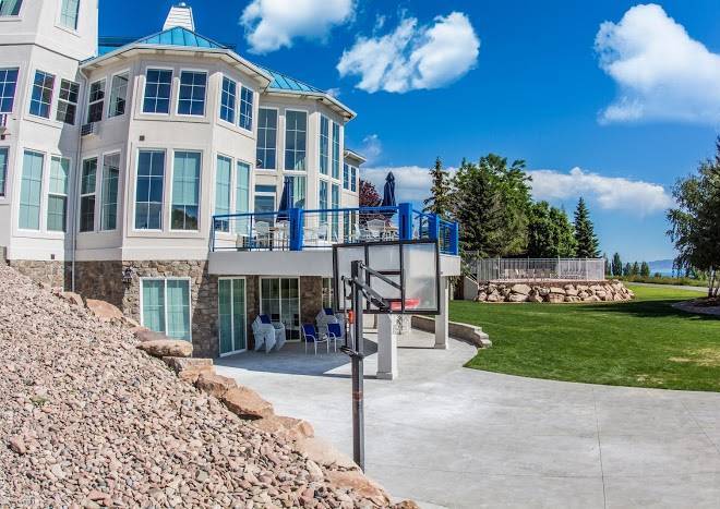 Sunrise resort & event center