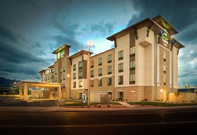 Holiday Inn Express & Suites Salt Lake City South Murray Image