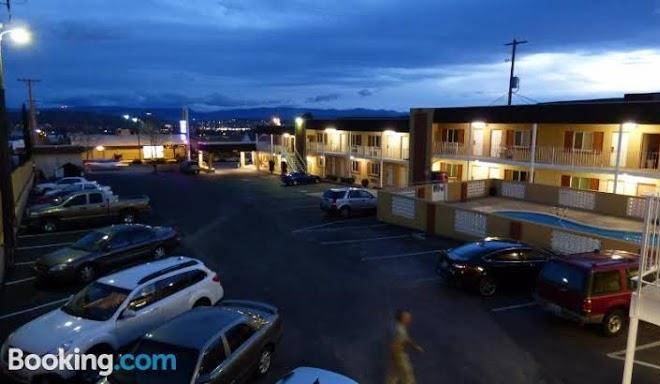 Economy inn & suites