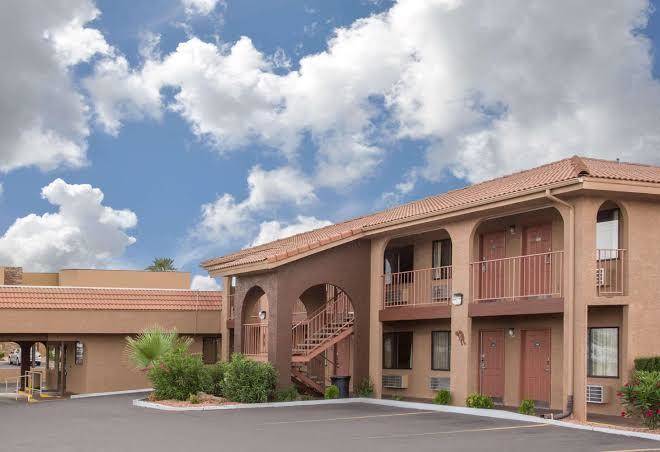 Howard johnson by wyndham st george hotel & suites