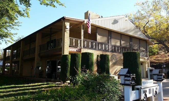 Leeds rv park & motel