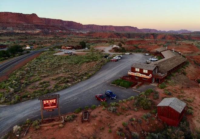 Rim rock inn