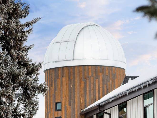Compass rose lodge