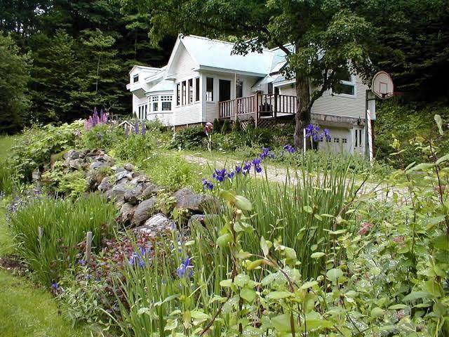 Mountain valley retreat