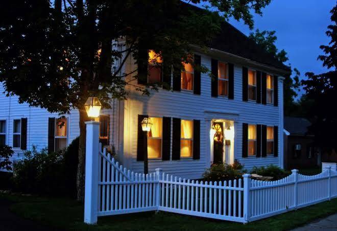 Three mountain inn