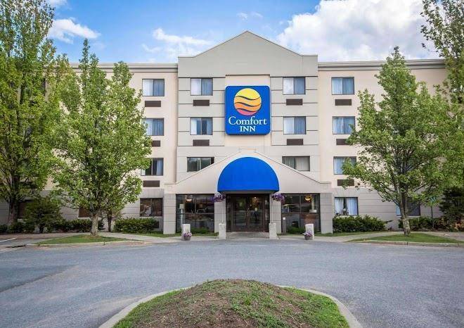 Comfort Inn Vermont Image