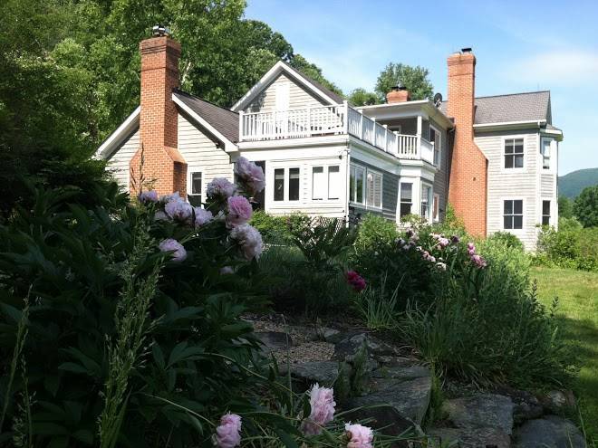 The inn at sugar hollow farm