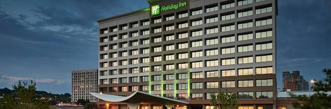Holiday Inn Alexandria Carlyle Image